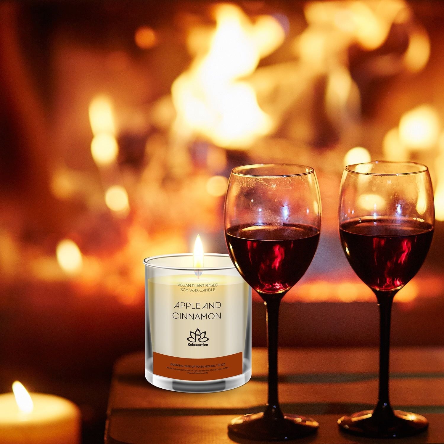 Soy Wax Candle in Glass Jar Apple Cinnamon Scented Candle Clean Burn up to 80 Hours Handmade in USA Natural and Safe by Relaxation 10 oz