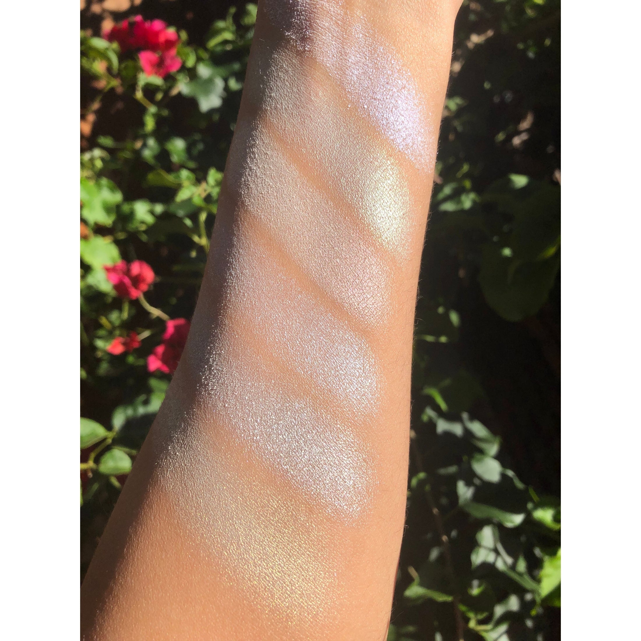 Holographic Highlight Palette