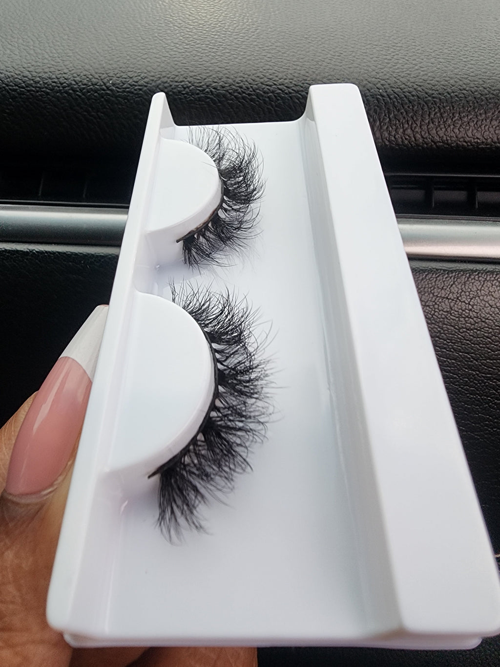Nyla – Faux Mink Everyday Glam Lash (16MM)