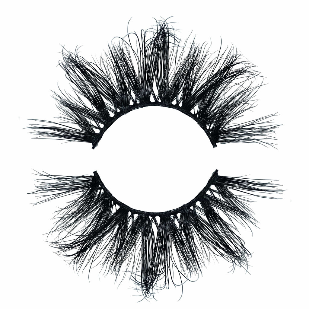 Lola – Premium Mink Flirty Glam Lash (25MM)