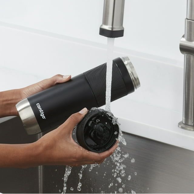 Contigo Byron 2.0 Stainless Steel Travel Mug with Snapseal Lid and Grip in Black, 24 fl oz.