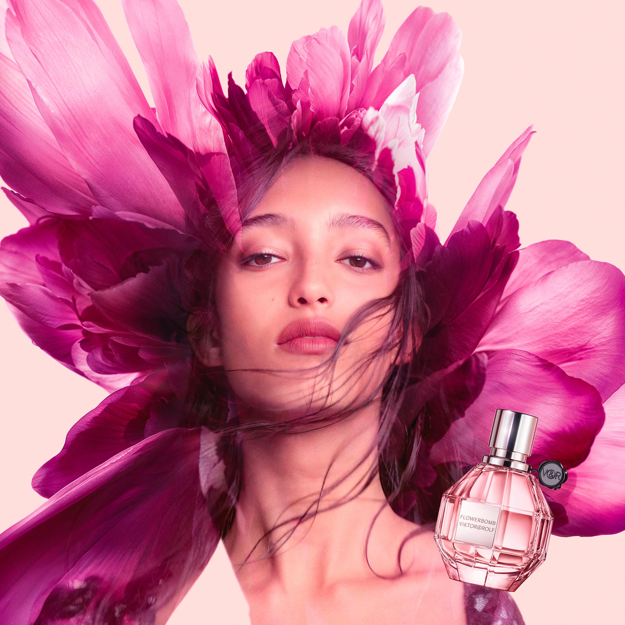 Viktor&Rolf Flowerbomb Eau de Parfum Floral and Woody Women's Perfume 1.7 Oz