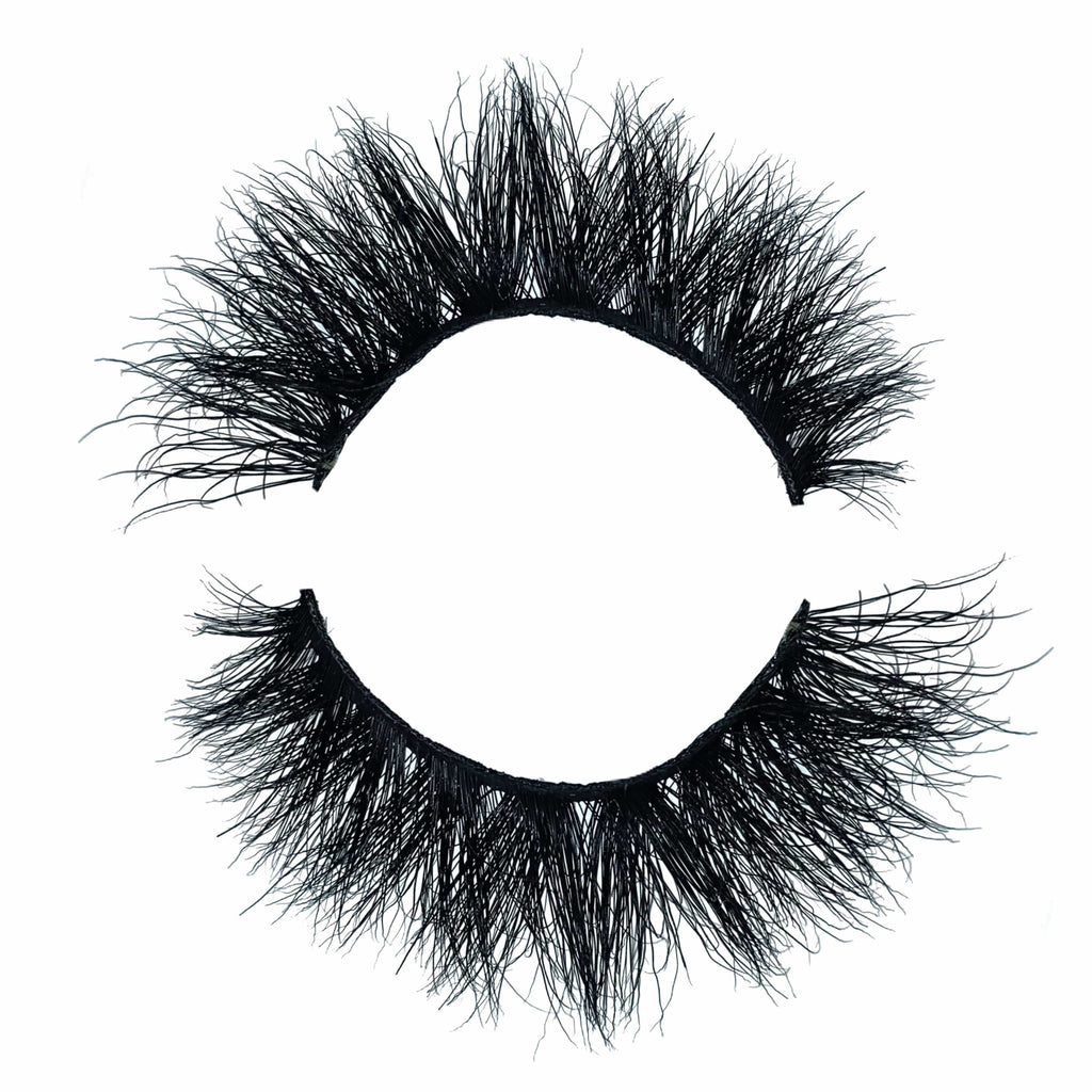 Bossy – Premium Mink Polished Volume Lash (16-18MM)