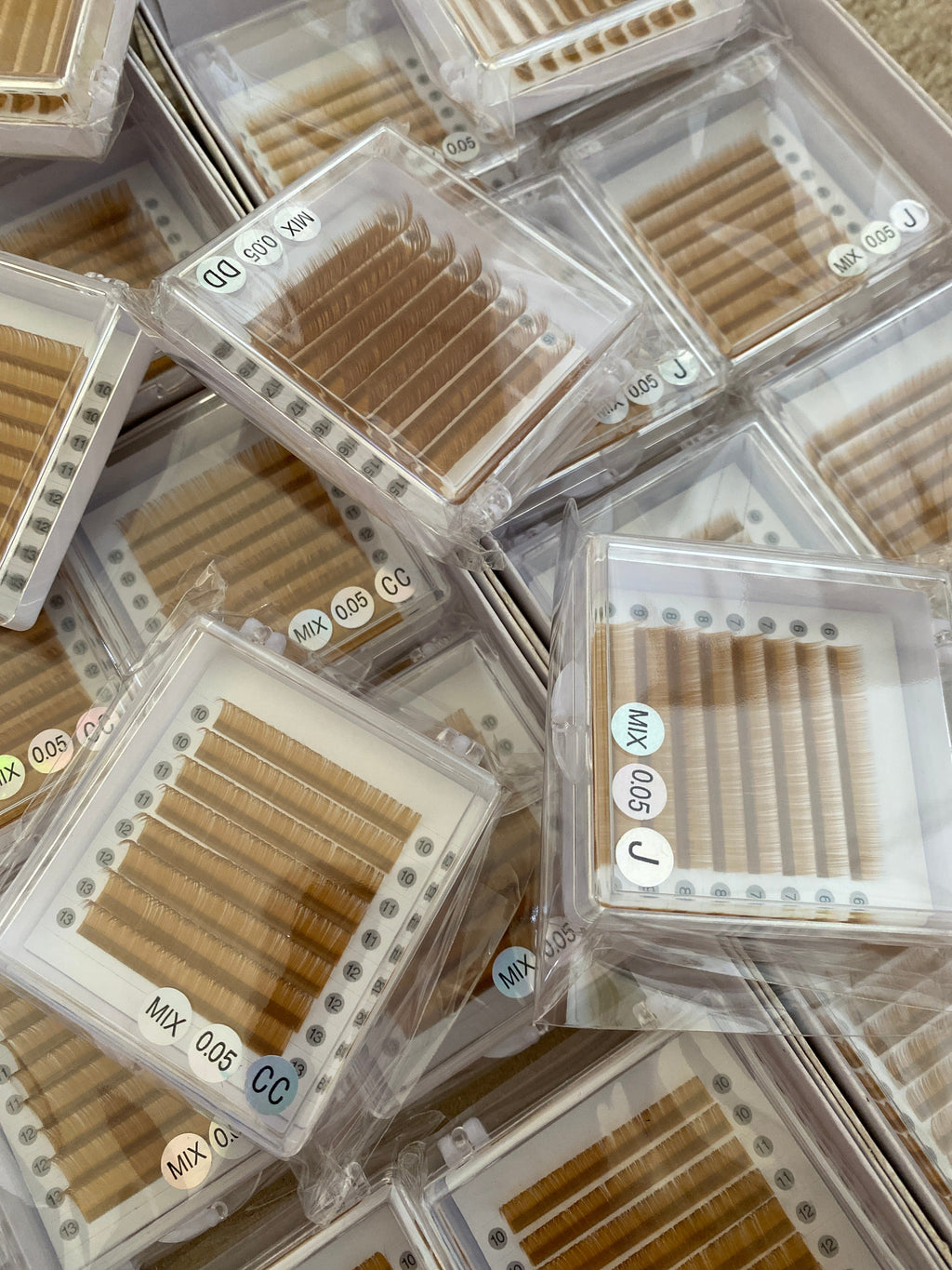 Honey Amber Color Lashes  [8-lines]