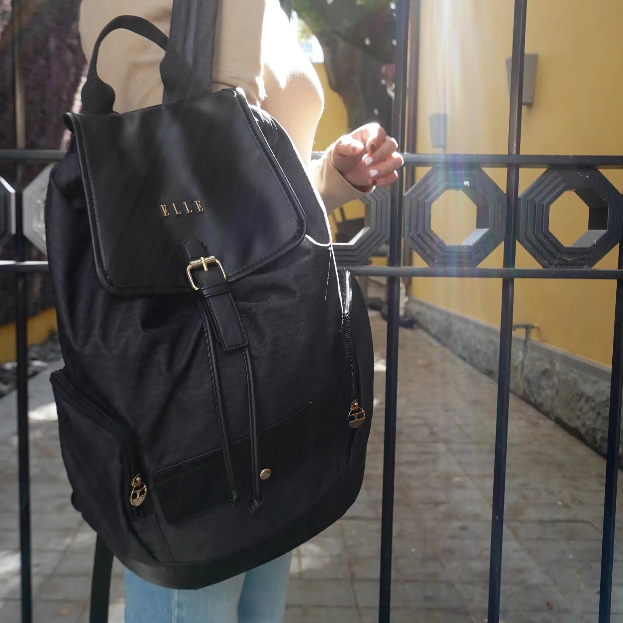 Eleganza 25L Backpack