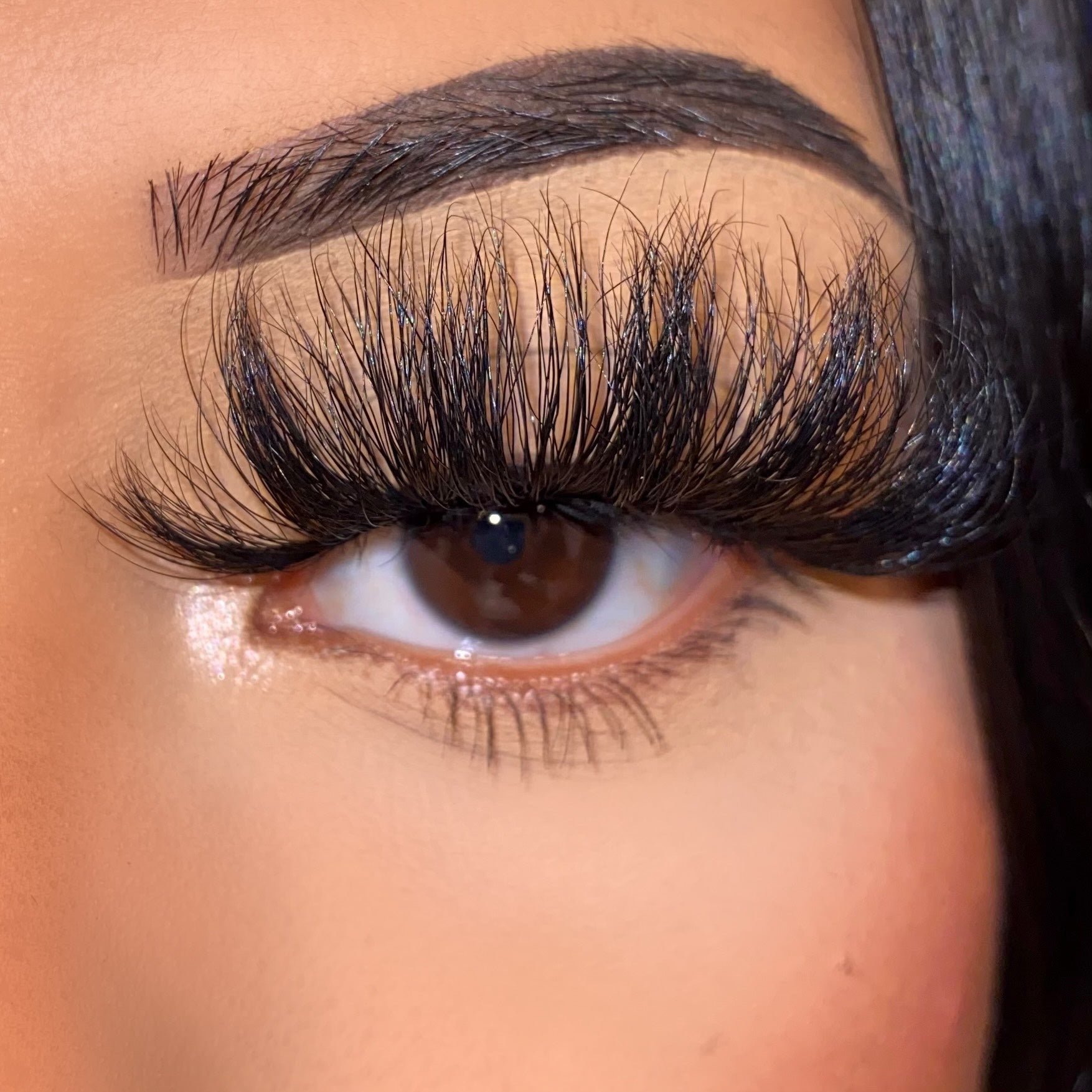 Chyna – Premium Mink Volume Lash (25MM)