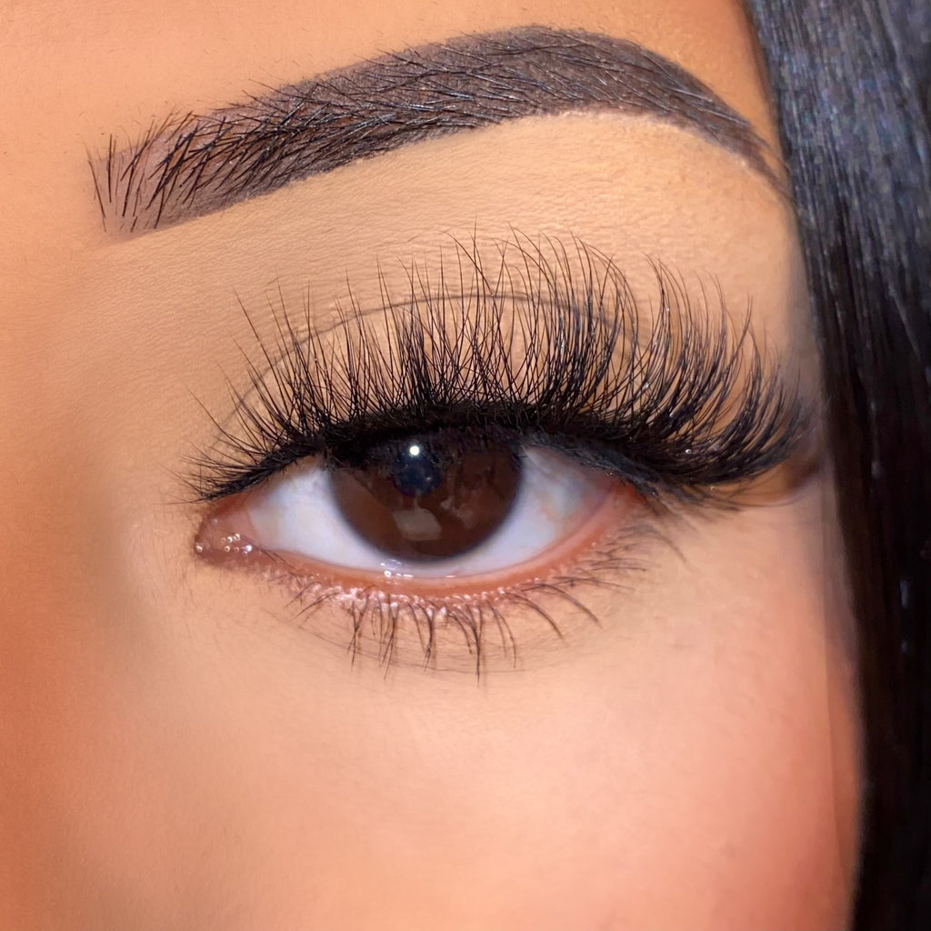 Chia – Faux Mink Flared Lash (22MM)