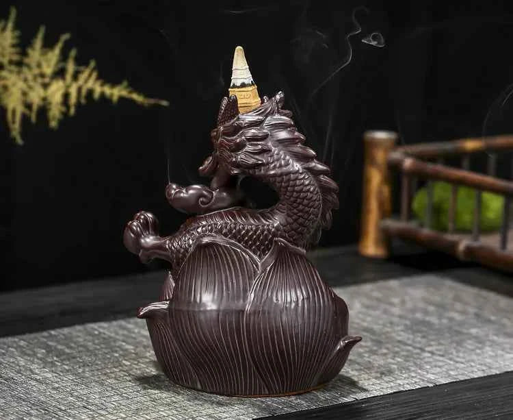 Y The Western Pterosaur Backflow Incense Burner Dragon for Incense Sticks Living Room Smoke Waterfall Incense Base Ceramic Stove