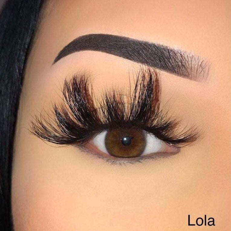 Lola – Premium Mink Flirty Glam Lash (25MM)