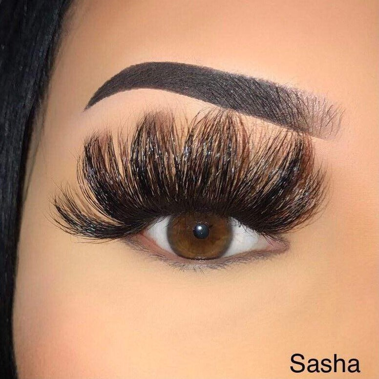 Sasha – Premium Mink Chic Wispy Lash (25MM)