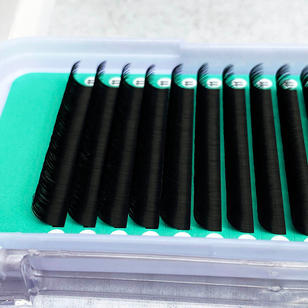 Cashmere Extra Matte Dark Black Lashes 0.05mm [16-lines]