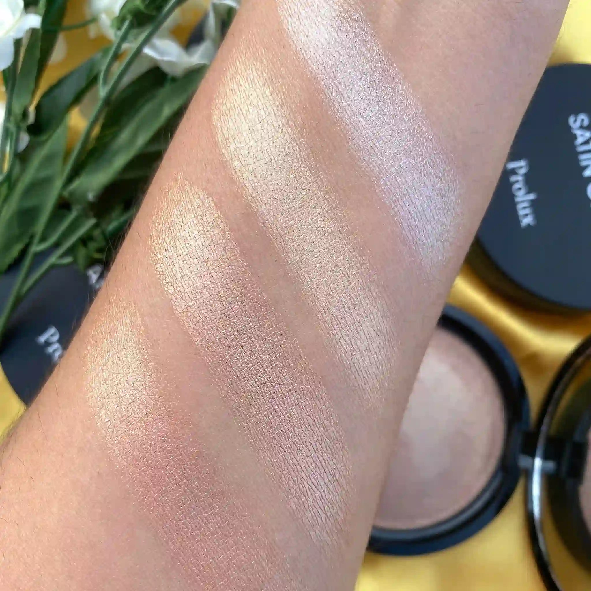 Satin Glow Highlighter