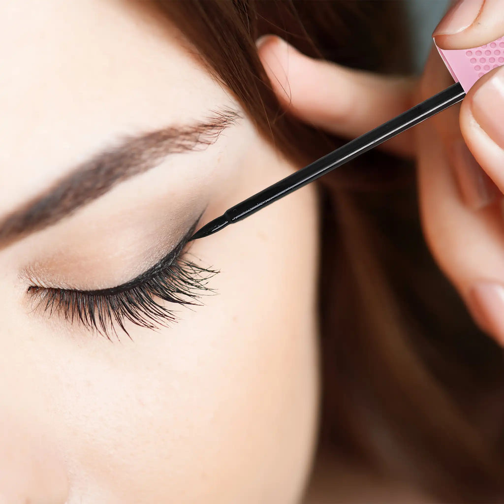 Matte Felt Tip Eyeliner - Waterproof