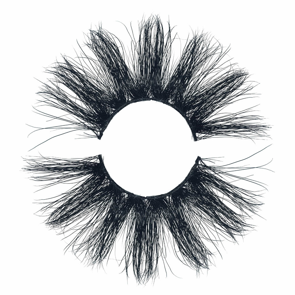 Sasha – Premium Mink Chic Wispy Lash (25MM)