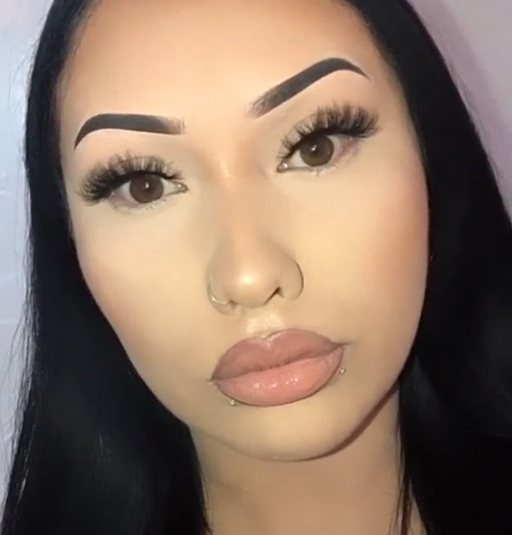 Serena – Premium Mink Chic Soft Lash (16–18MM)