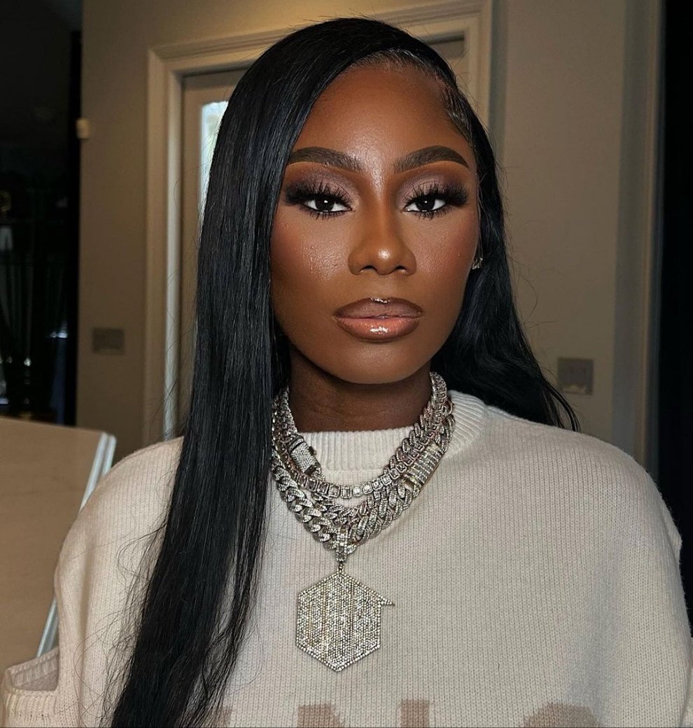 Sarai – Premium Mink Natural Volume Lash (20MM)