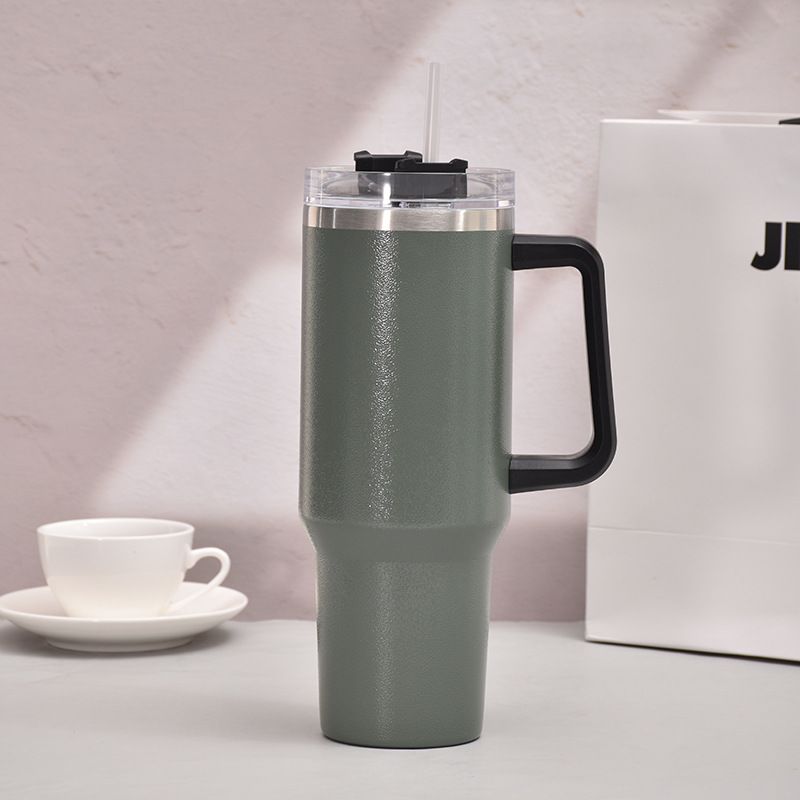 40oz Handle Car Cup with pipette stainless Steel insulated Cold beer cup portable ice cup with handle; Insulated Reusable Leakproof Stainless Steel Water Bottle Travel Mug Iced Coffee Cup