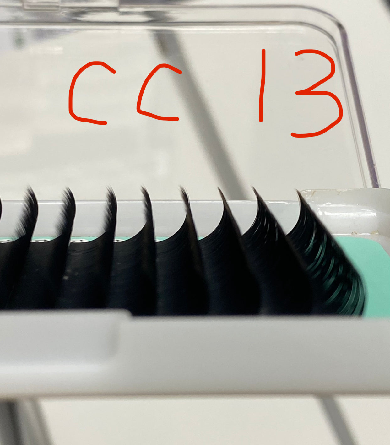 Cashmere Extra Matte Dark Black Lashes [16 lines - 0.03mm]